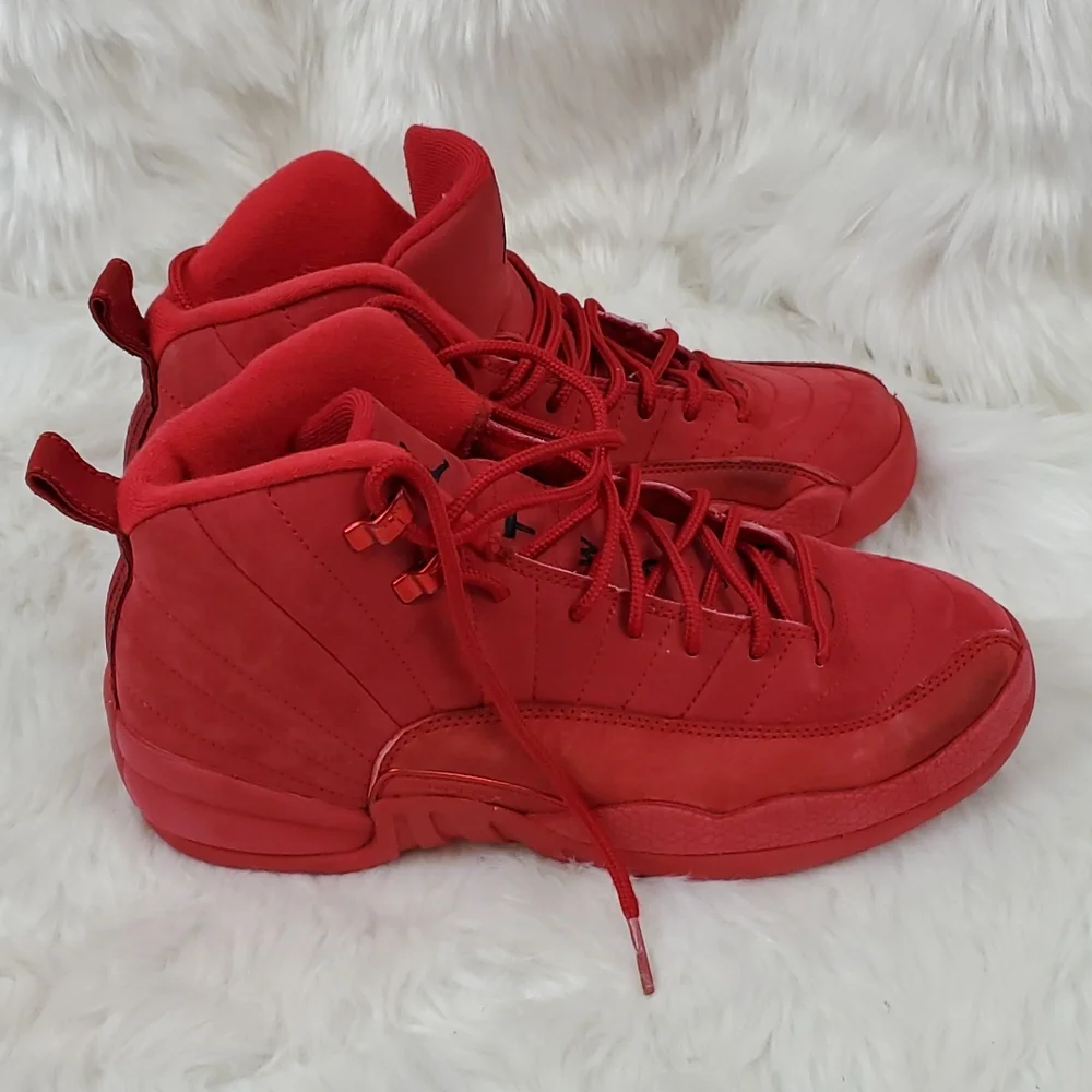 Nike Air Jordan 12 red leather shoes sneakers #153265-601 size 6.5Y